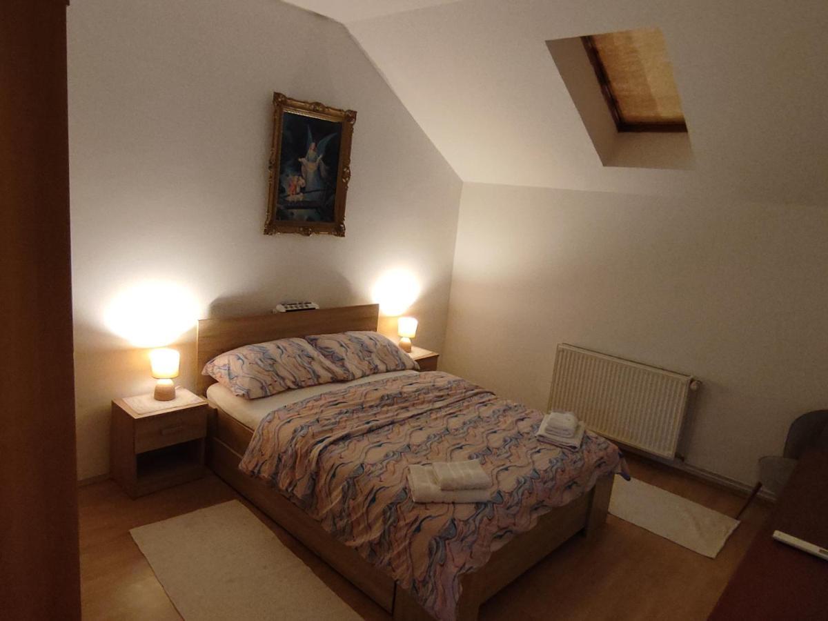 Kuca Za Odmor Kod Mare Vila Vukovar Exterior foto